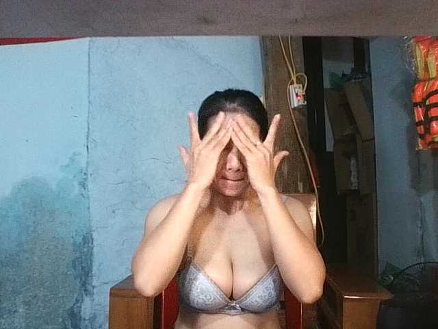 EllaShow93