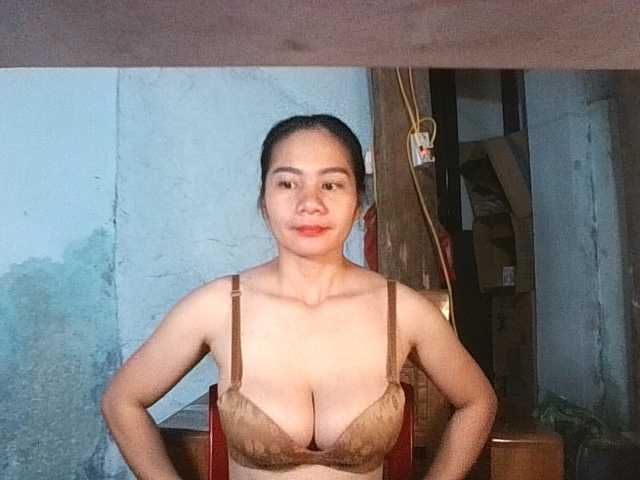 EllaShow93 live cam preview