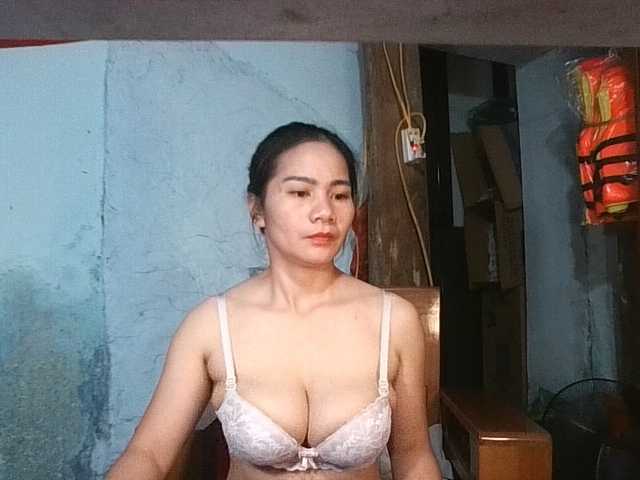 EllaShow93 live cam preview