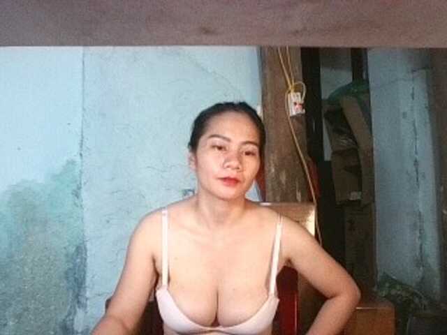 EllaShow93 live cam preview