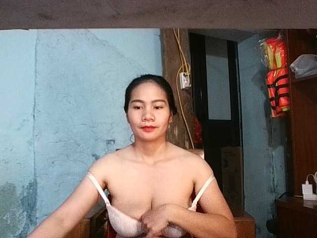 EllaShow93's BongaCams show and profile