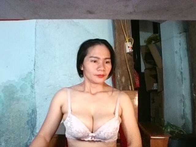 EllaShow93 live cam