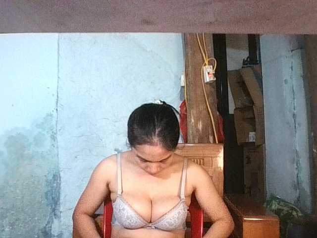 EllaShow93