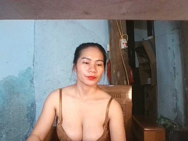 EllaShow93 live cam preview