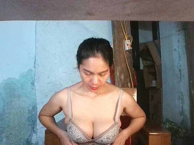 EllaShow93