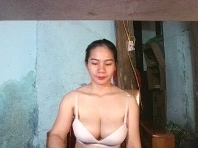 EllaShow93 live cam preview