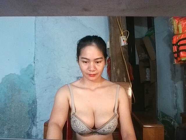 EllaShow93 live cam preview
