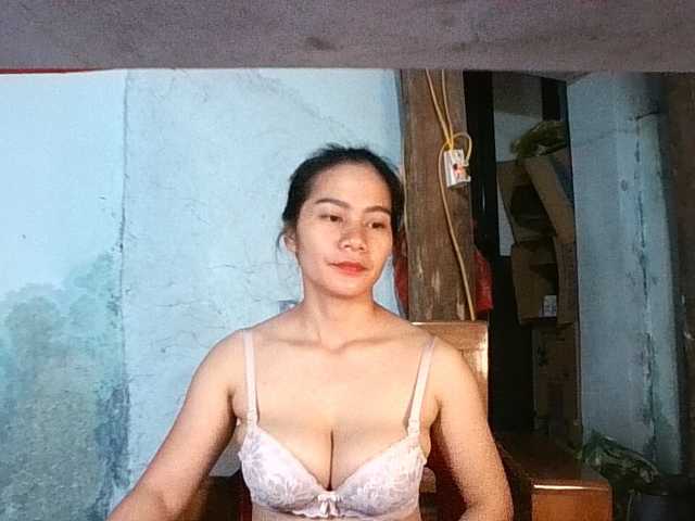 EllaShow93 live cam preview