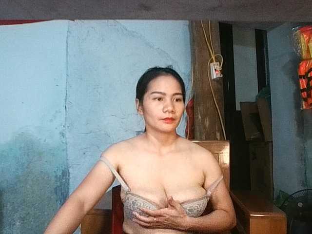 EllaShow93 live cam preview