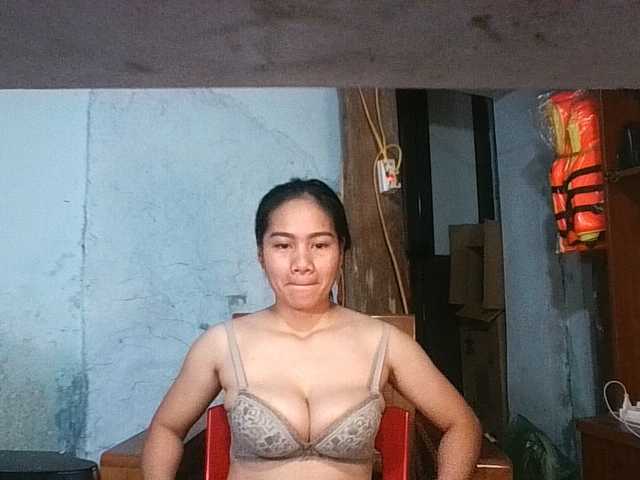 EllaShow93 live cam