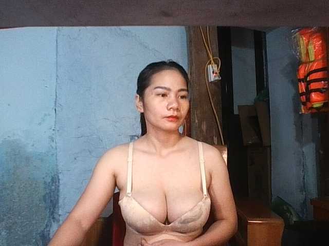 EllaShow93 live cam preview