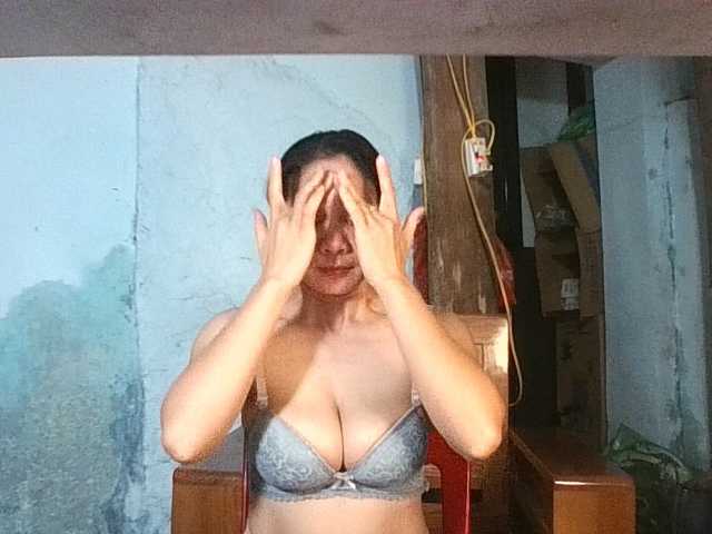 EllaShow93