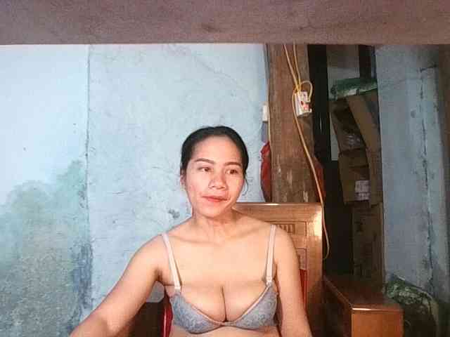 EllaShow93