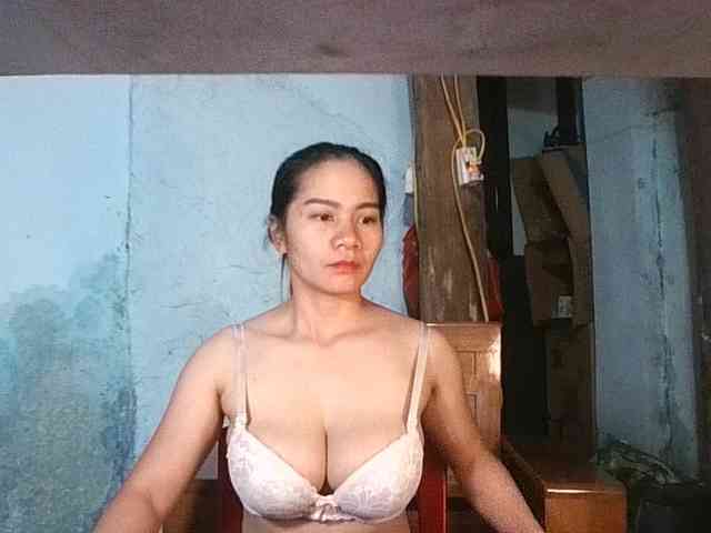 EllaShow93