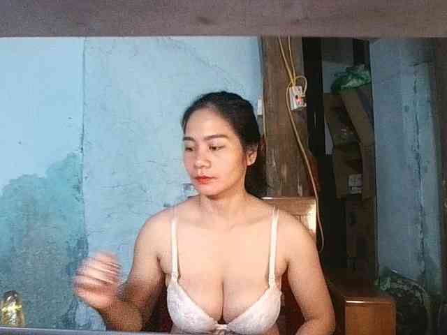 EllaShow93