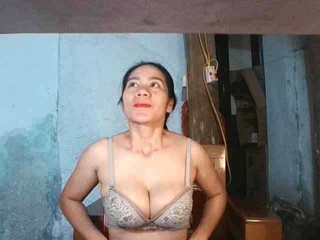 EllaShow93