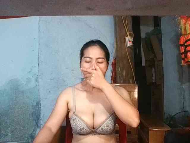 EllaShow93