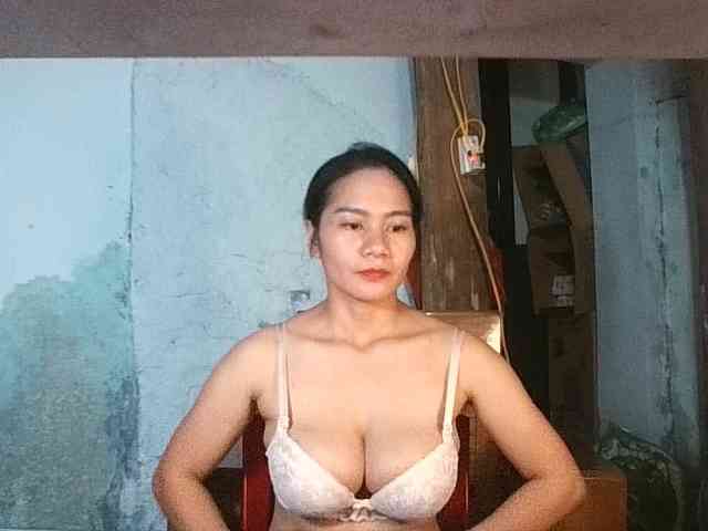 EllaShow93