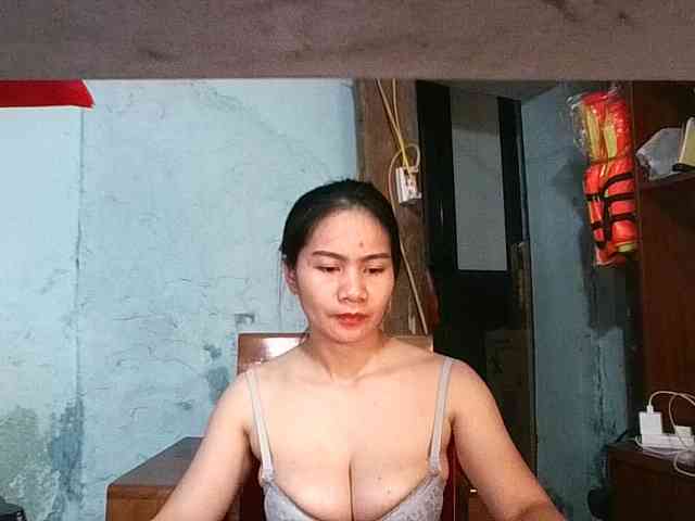 EllaShow93 webcam