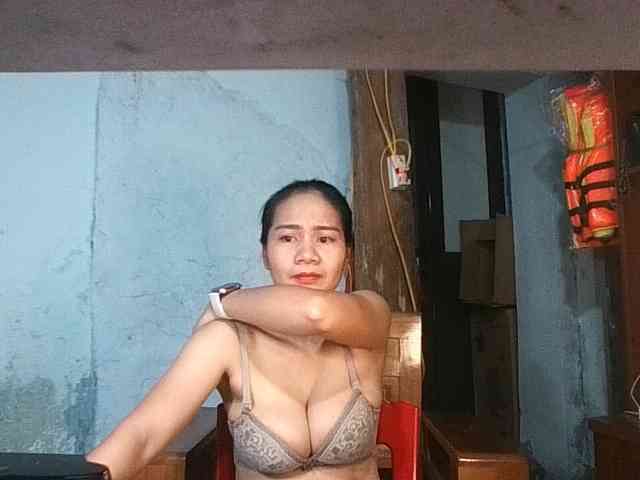 EllaShow93