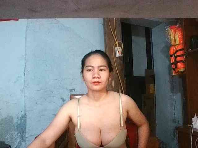 EllaShow93 webcam