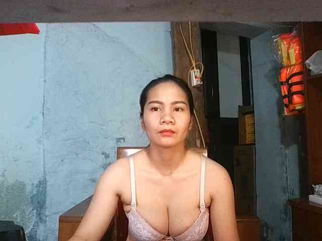 EllaShow93 webcam