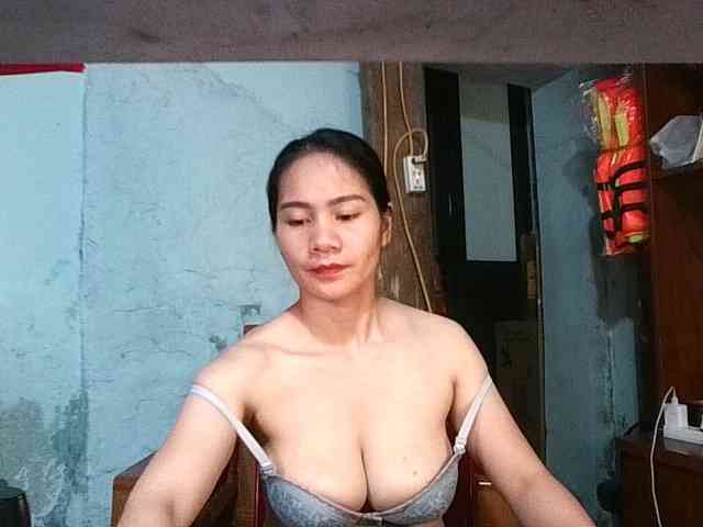 EllaShow93 webcam