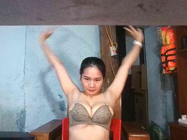 EllaShow93