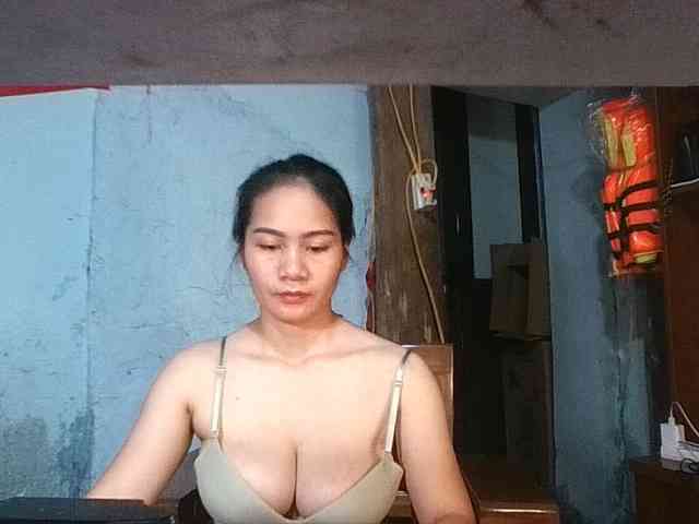 EllaShow93 webcam