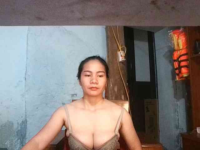 EllaShow93
