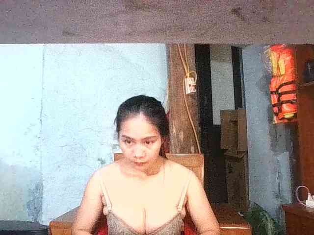 EllaShow93 webcam