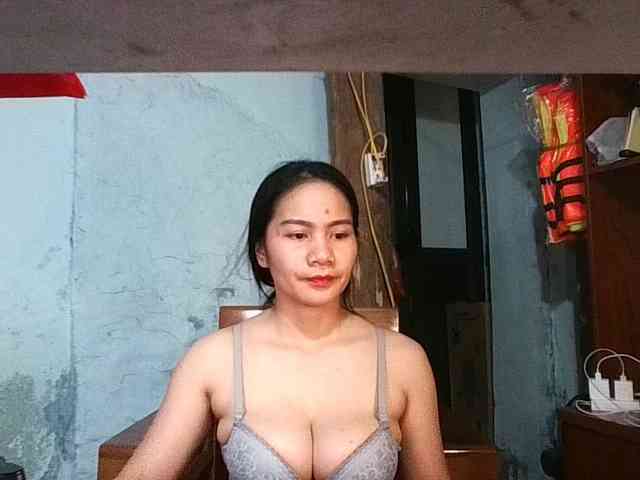 EllaShow93