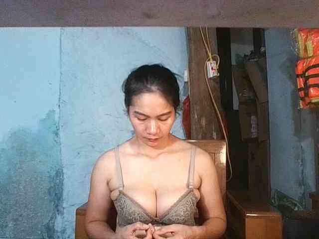 EllaShow93