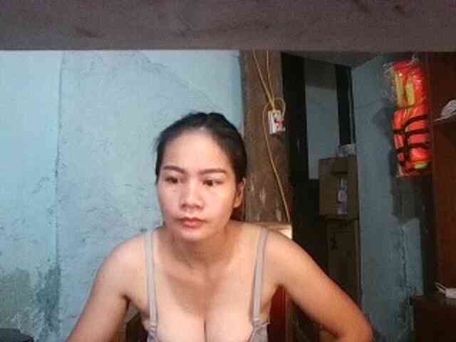 EllaShow93 webcam