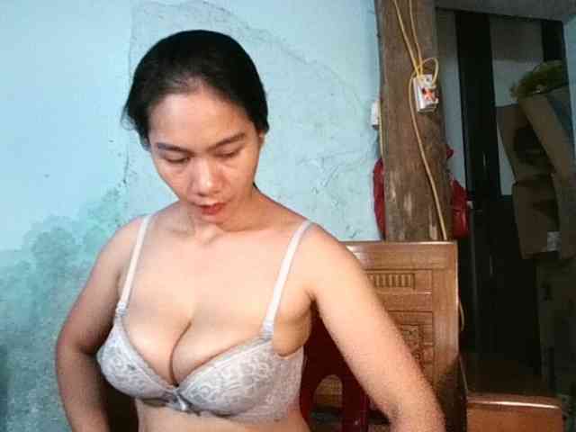 EllaShow93