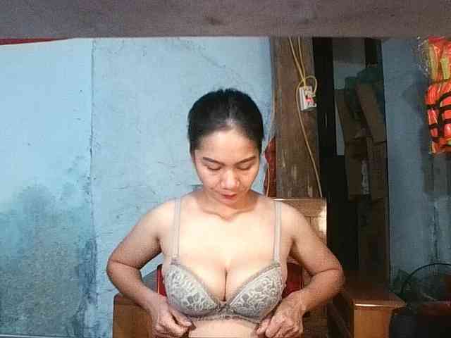 EllaShow93