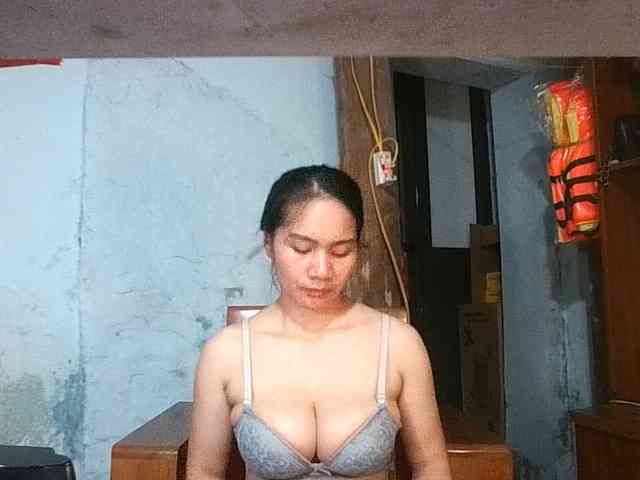 EllaShow93