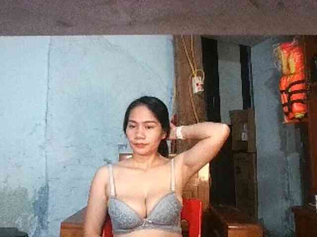 EllaShow93