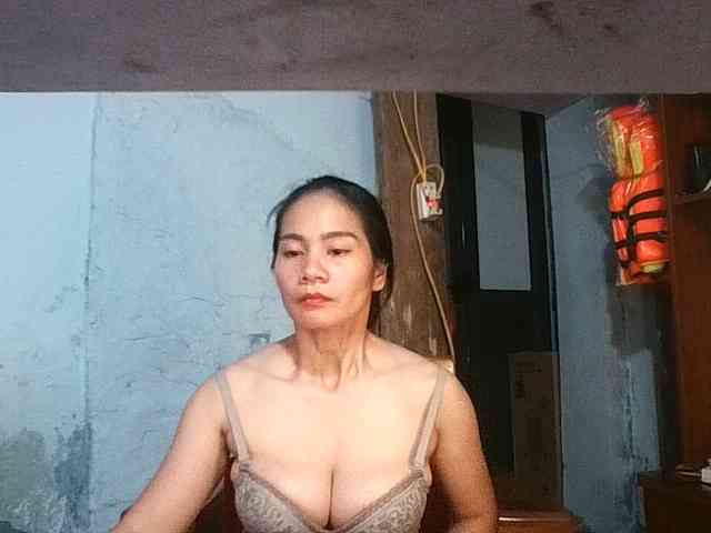 EllaShow93