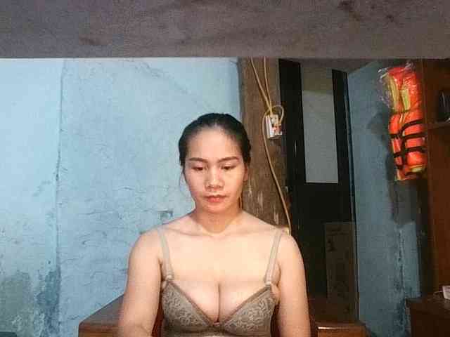 EllaShow93