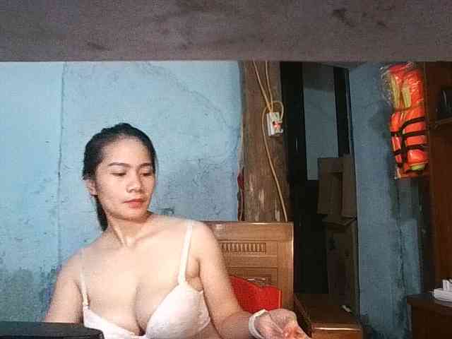 EllaShow93