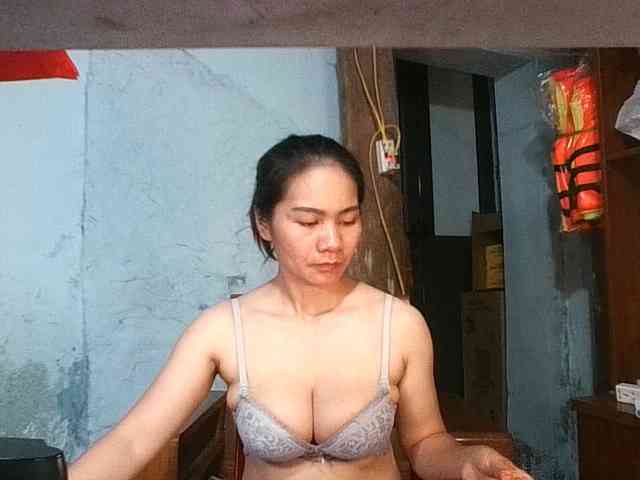 EllaShow93