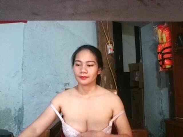 EllaShow93 webcam