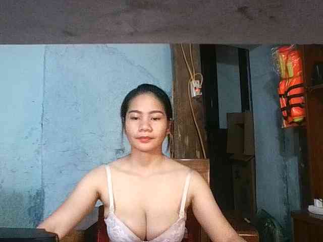 EllaShow93