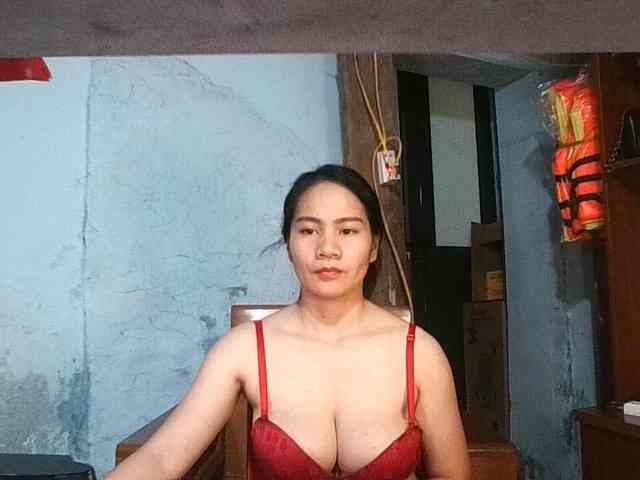 EllaShow93 webcam