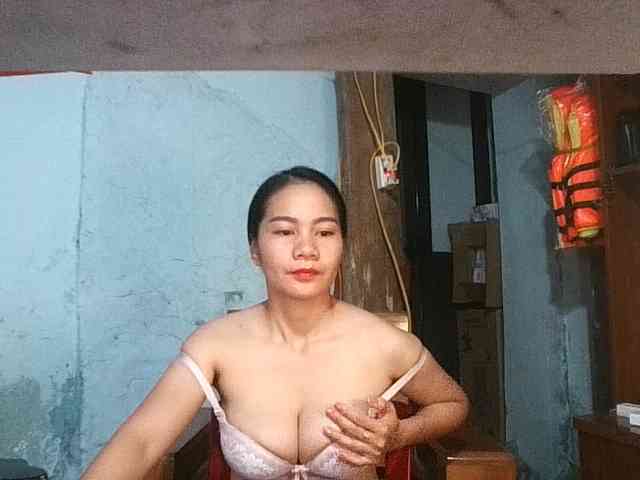EllaShow93 webcam