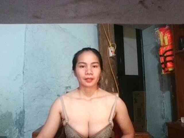 EllaShow93 webcam