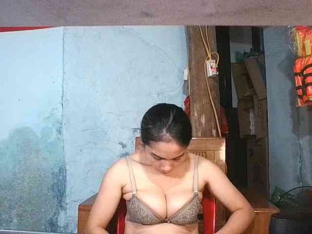 EllaShow93