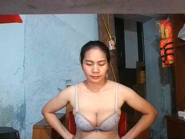 EllaShow93