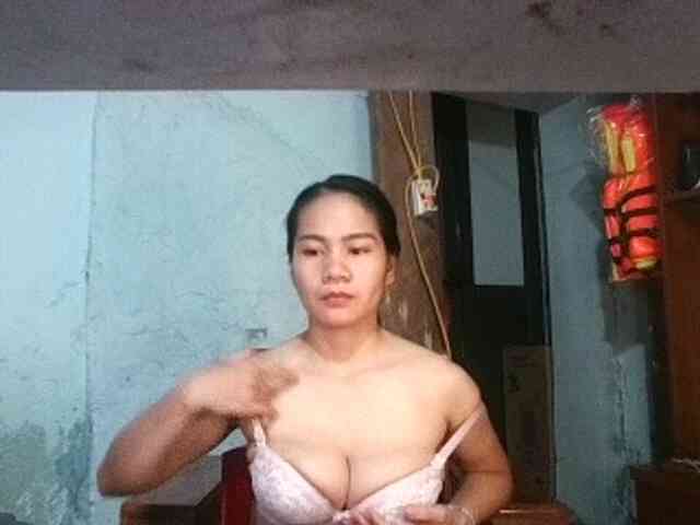 EllaShow93 webcam